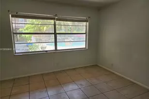 241 SE 9th Ave, Pompano Beach, FL 33060 - Photo 5