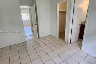 241 SE 9th Ave, Pompano Beach, FL 33060 - Photo 9