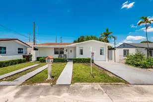 395 W 39th Pl, Hialeah, FL 33012 - Photo 1
