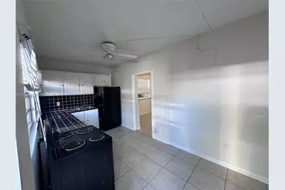 2443 Cleveland St #2, Hollywood, FL 33020 - Photo 1
