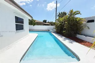 400 SW 14th St, Deerfield Beach, FL 33441 - Photo 23