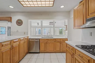 11380 SW 131st St, Miami, FL 33176 - Photo 7
