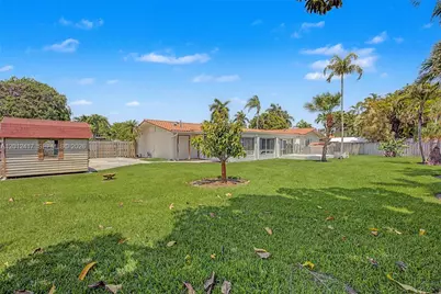 11380 SW 131st St, Miami, FL 33176 - Photo 27