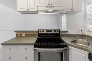 645 NE 77th St, Miami, FL 33138 - Photo 9