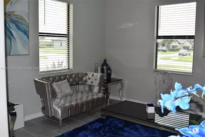 14555 Monrovia Ln, Fort Myers, FL 33905 - Photo 5