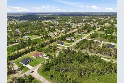 1032 Candlelight Dr, Other City - In The State Of Florida, FL 33974 - Photo 39