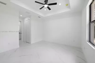 1032 Candlelight Dr, Other City - In The State Of Florida, FL 33974 - Photo 23