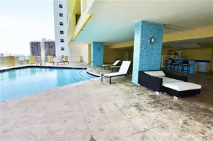 170 SE 14th St, Miami, FL 33131 - Photo 31