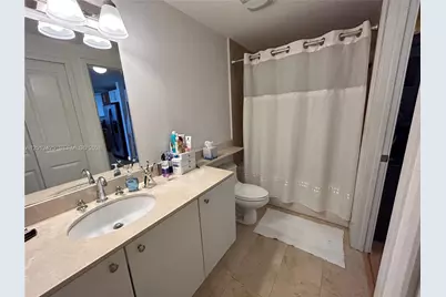 170 SE 14th St #2906, Miami, FL 33131 - Photo 15