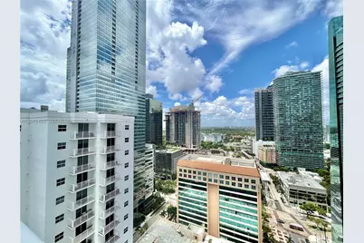 170 SE 14th St #2906, Miami, FL 33131 - Photo 25