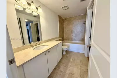 170 SE 14th St #2906, Miami, FL 33131 - Photo 19