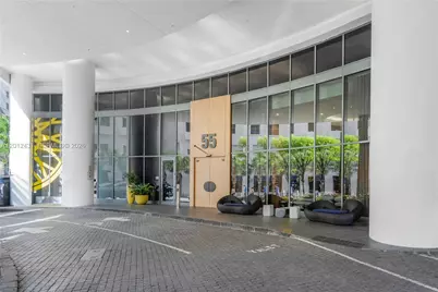 55 SW 9th St #3402, Miami, FL 33130 - Photo 17
