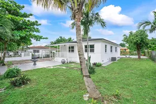 1169 NW 114th St, Miami, FL 33168 - Photo 13