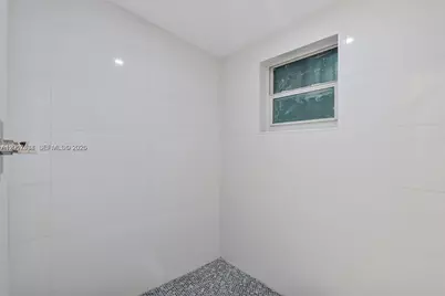 1169 NW 114th St, Miami, FL 33168 - Photo 11