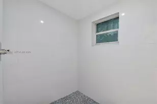 1169 NW 114th St, Miami, FL 33168 - Photo 11
