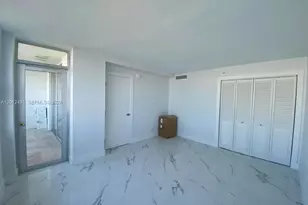6039 Collins Ave, Miami Beach, FL 33140 - Photo 15