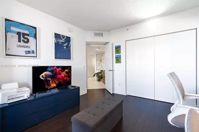 21055 Yacht Club Dr #605, Aventura, FL 33180 - Photo 21