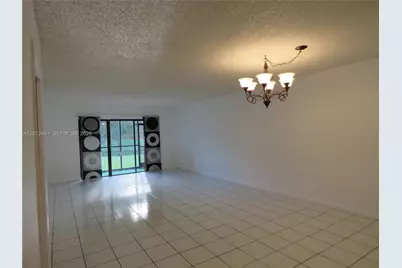 205 Lakeview Dr #102, Weston, FL 33326 - Photo 3