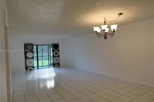 205 Lakeview Dr, Weston, FL 33326 - Photo 3