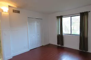 205 Lakeview Dr, Weston, FL 33326 - Photo 15