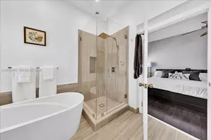 1634 Sandpiper Cir, Weston, FL 33327 - Photo 45