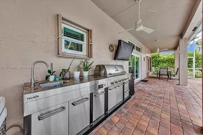 1634 Sandpiper Cir, Weston, FL 33327 - Photo 35