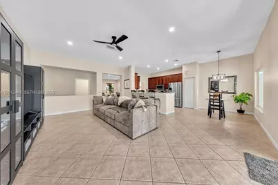 1634 Sandpiper Cir, Weston, FL 33327 - Photo 17