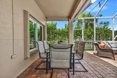 1634 Sandpiper Cir, Weston, FL 33327 - Photo 27