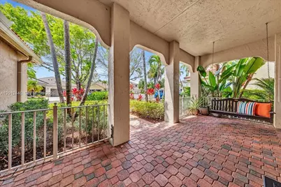 1634 Sandpiper Cir, Weston, FL 33327 - Photo 7