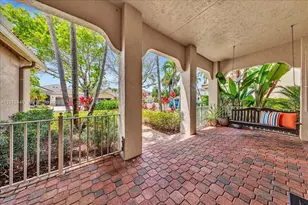 1634 Sandpiper Cir, Weston, FL 33327 - Photo 7