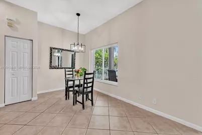 1634 Sandpiper Cir, Weston, FL 33327 - Photo 19