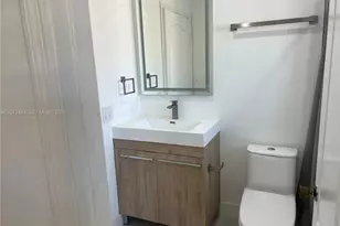 2425 W 76th St, Hialeah, FL 33016 - Photo 5