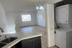 2425 W 76th St, Hialeah, FL 33016 - Photo 13
