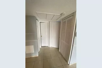 1042 Adams Ave #1042B, Homestead, FL 33034 - Photo 9