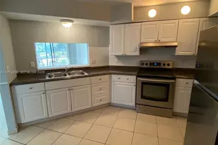1042 Adams Ave, Homestead, FL 33034 - Photo 3
