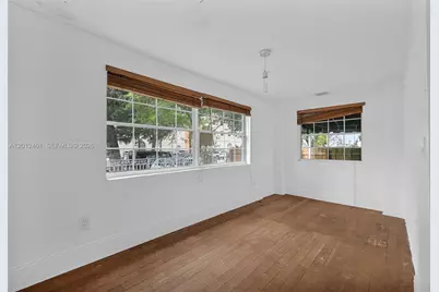 452 NE 30th St, Miami, FL 33137 - Photo 33