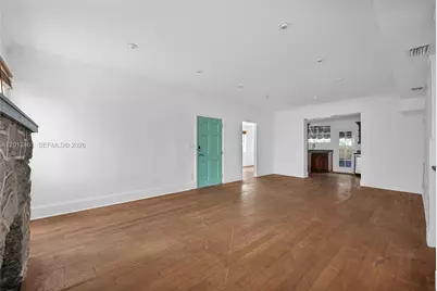 452 NE 30th St, Miami, FL 33137 - Photo 31