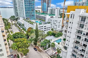 452 NE 30th St, Miami, FL 33137 - Photo 3