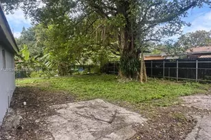 1861 NW 112th St, Miami, FL 33167 - Photo 17
