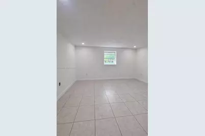 1861 NW 112th St, Miami, FL 33167 - Photo 9