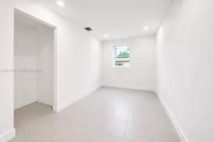 1861 NW 112th St, Miami, FL 33167 - Photo 13