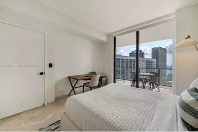 68 SE 6th St #3407, Miami, FL 33131 - Photo 25