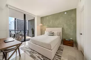 68 SE 6th St, Miami, FL 33131 - Photo 23