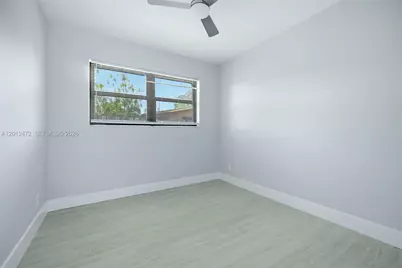 1930 NW 33rd St, Oakland Park, FL 33309 - Photo 17