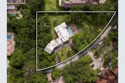 10851 SW 68th Ave, Pinecrest, FL 33156 - Photo 3