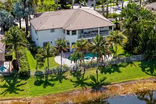 1422 Victoria Isle Dr, Weston, FL 33327 - Photo 3