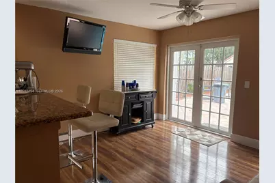 2638 Oak Park Cir, Davie, FL 33328 - Photo 3