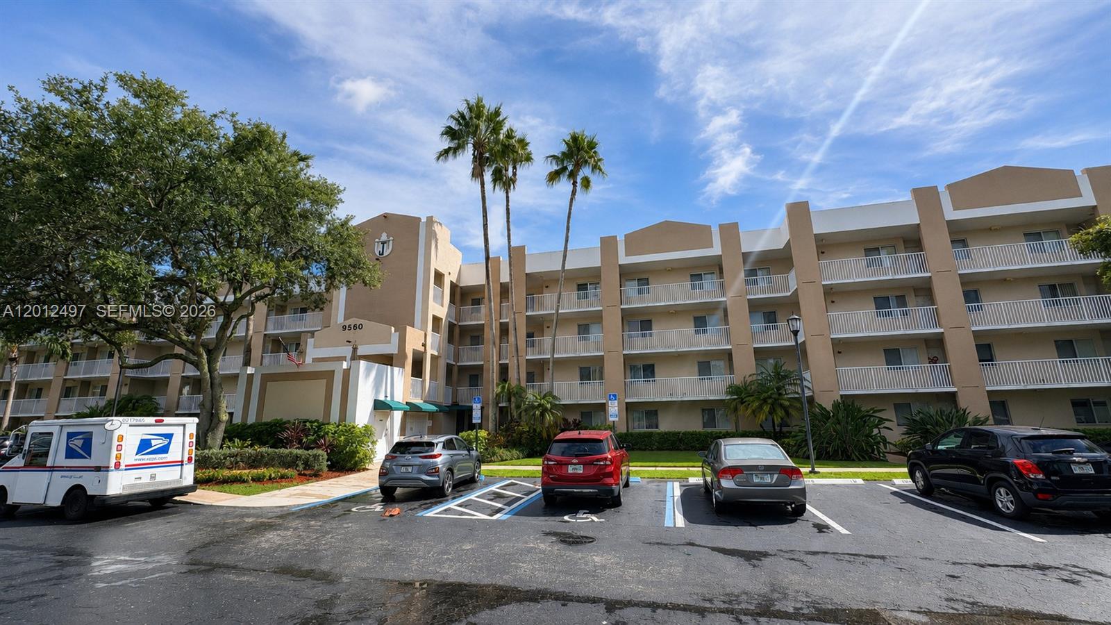 9560 Weldon Cir #J308 main architectural view