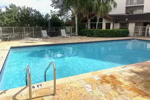 15201 SW 80th St, Miami, FL 33193 - Photo 23
