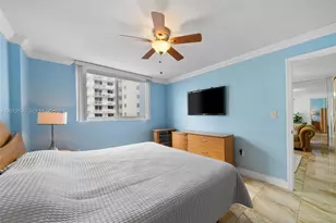 401 Ocean Dr, Miami Beach, FL 33139 - Photo 13